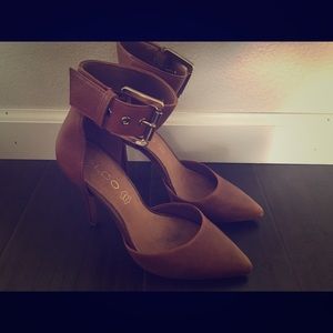ALDO pump ankle heels
